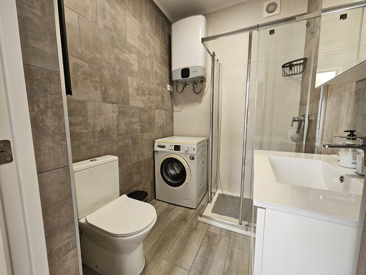 Se vende Villa - Chalet de 4 dormitorios en Costa Blanca, Alicante, España