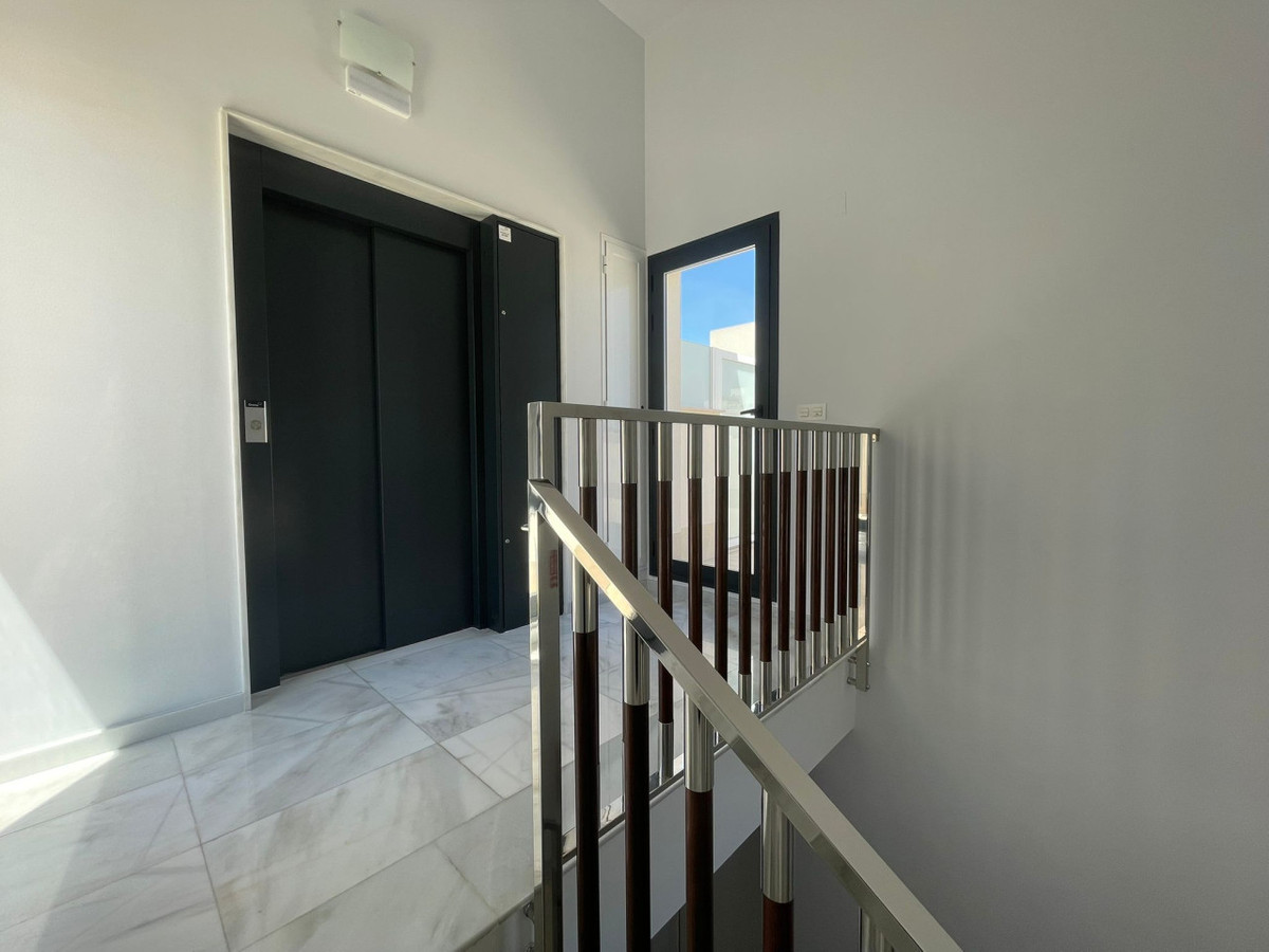 3 Bed Apartment for sale in Playa Del Cura Costa Blanca, Alicante, Spain