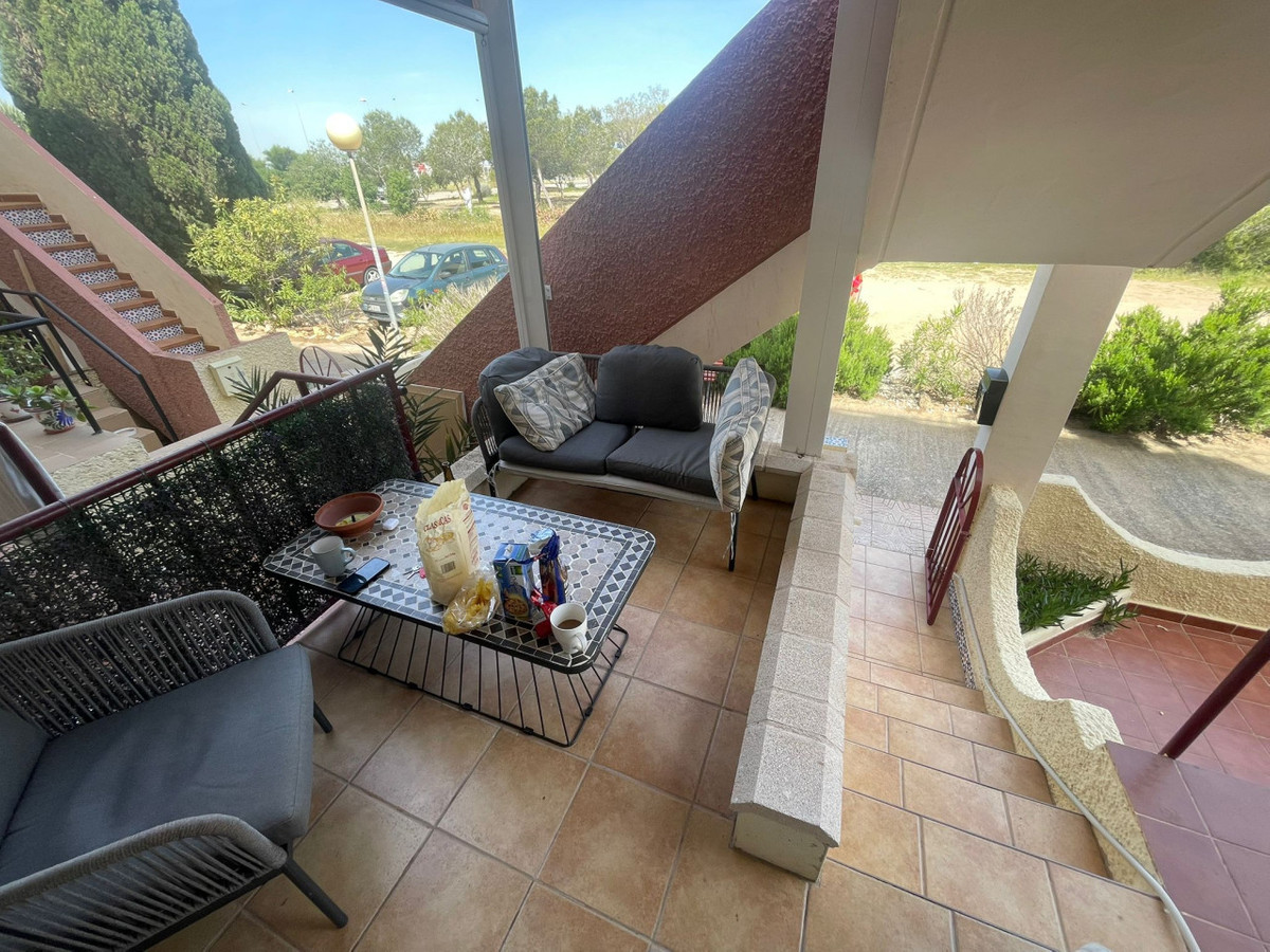 1 Bed Townhouse for sale in Guardamar Del Segura Costa Blanca, Alicante, Spain