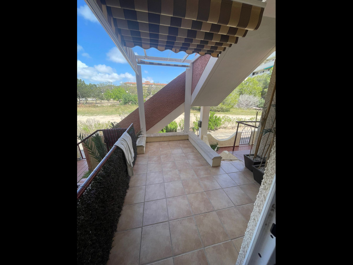 1 Bed Townhouse for sale in Guardamar Del Segura Costa Blanca, Alicante, Spain