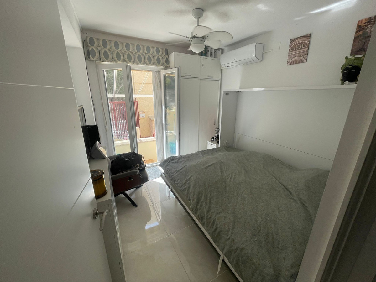 1 Bed Townhouse for sale in Guardamar Del Segura Costa Blanca, Alicante, Spain