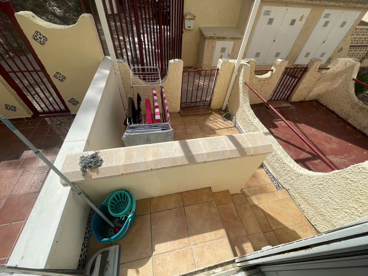 1 Bed Townhouse for sale in Guardamar Del Segura Costa Blanca, Alicante, Spain