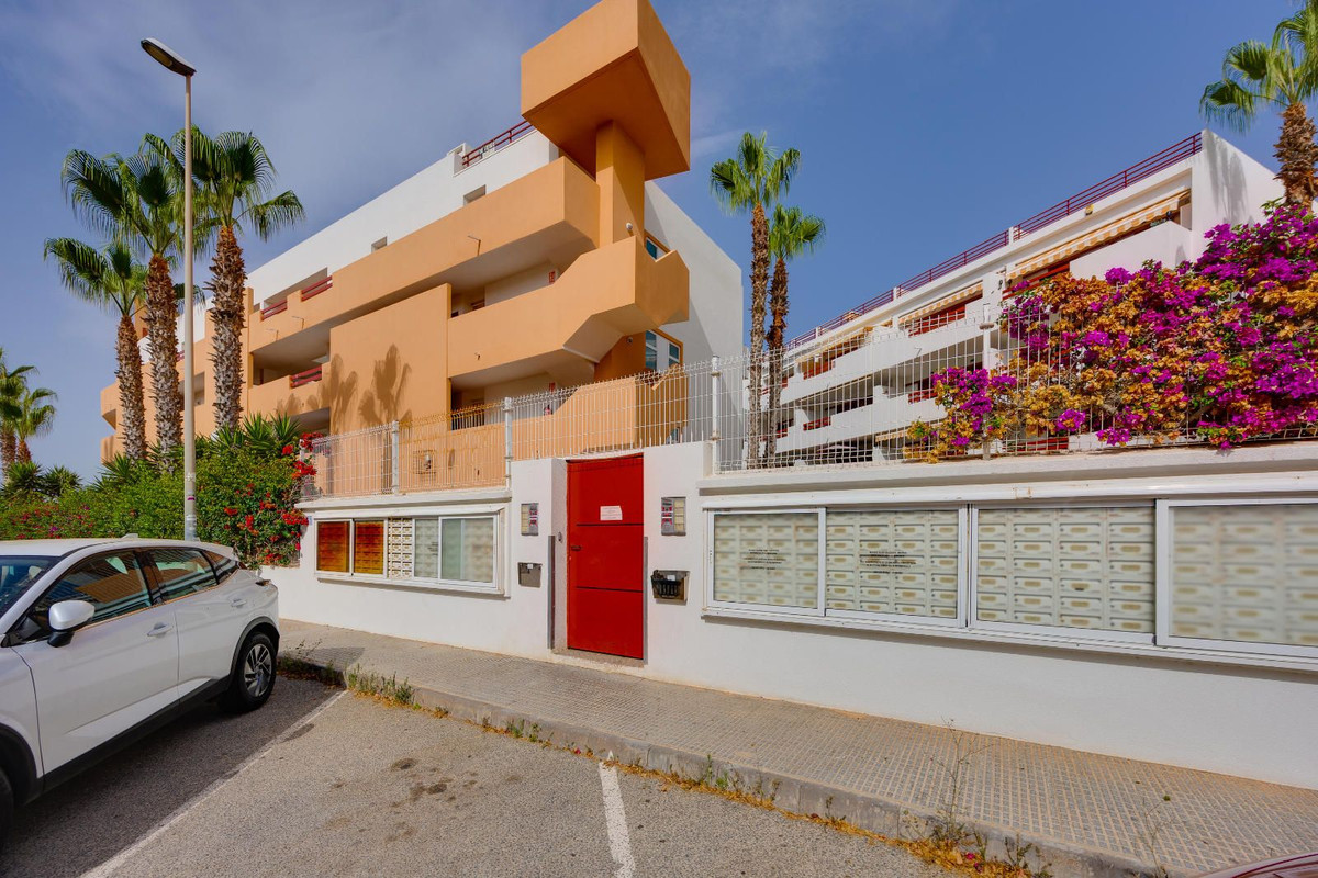 2 Bed Apartment for sale in Orihuela Costa Costa Blanca, Alicante, Spain