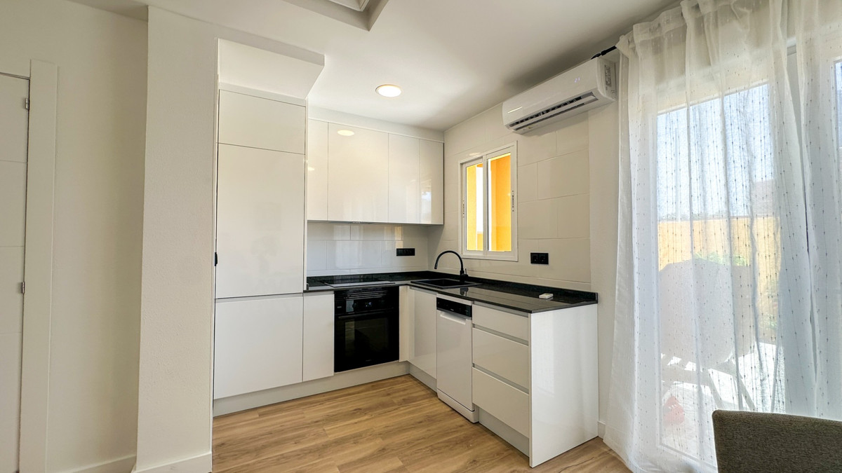 2 Bed Townhouse for sale in La Regia Costa Blanca, Alicante, Spain
