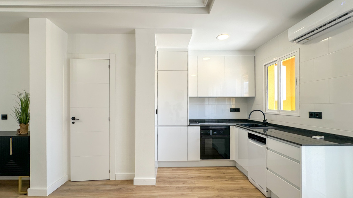 2 Bed Townhouse for sale in La Regia Costa Blanca, Alicante, Spain