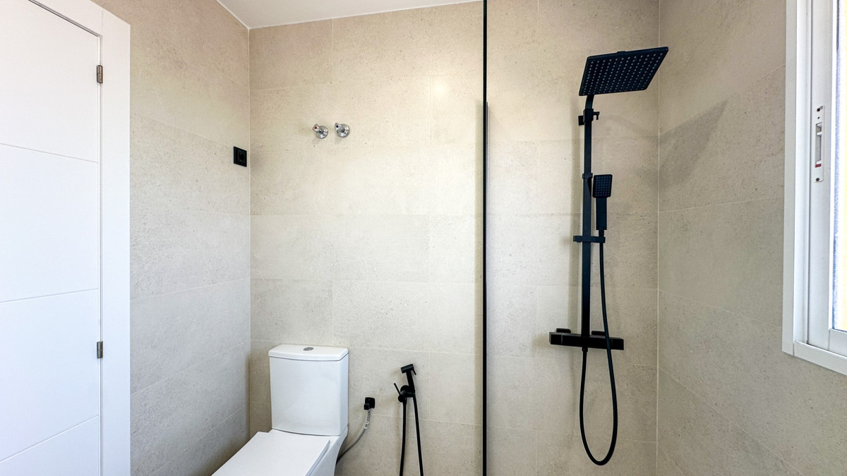 2 Bed Townhouse for sale in La Regia Costa Blanca, Alicante, Spain