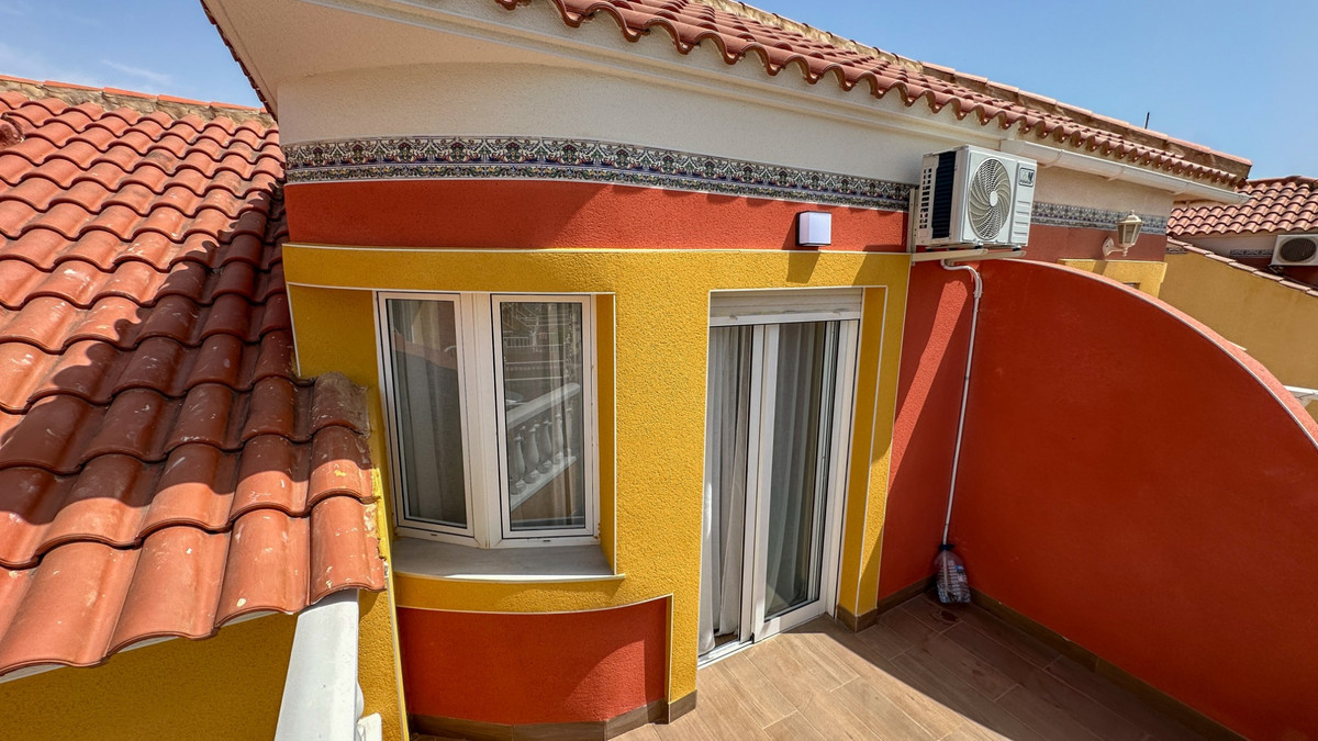 2 Bed Townhouse for sale in La Regia Costa Blanca, Alicante, Spain