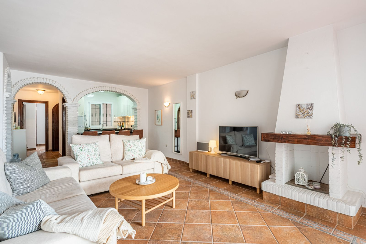 3 Bed Apartment for sale in Riviera Del Sol Costa Del Sol, Málaga, Spain