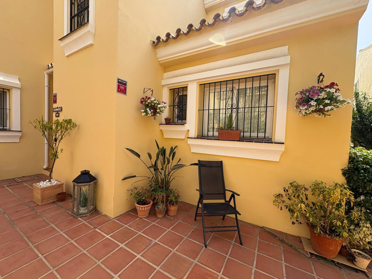 Se vende Pareada de 3 dormitorios en Costa Del Sol, Málaga, España