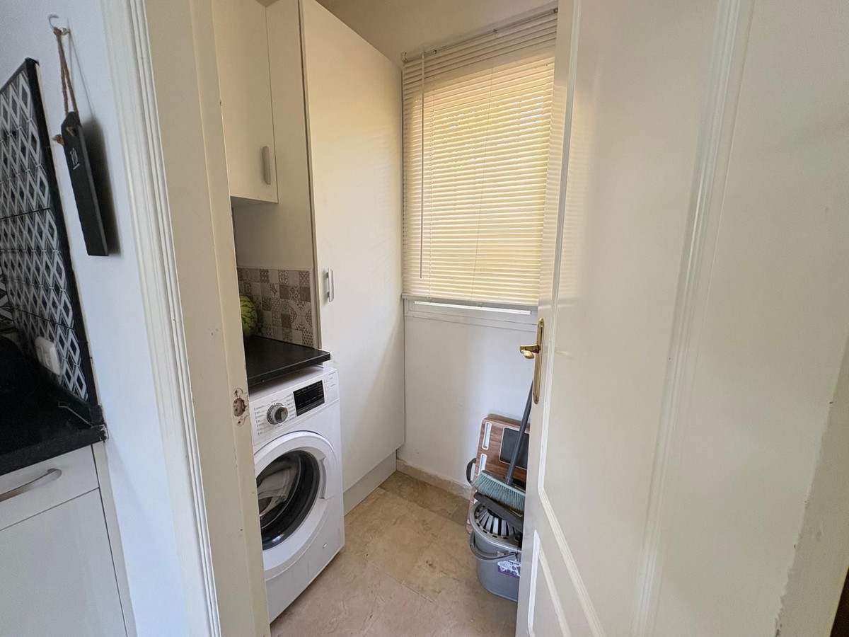 Se vende Pareada de 3 dormitorios en Costa Del Sol, Málaga, España