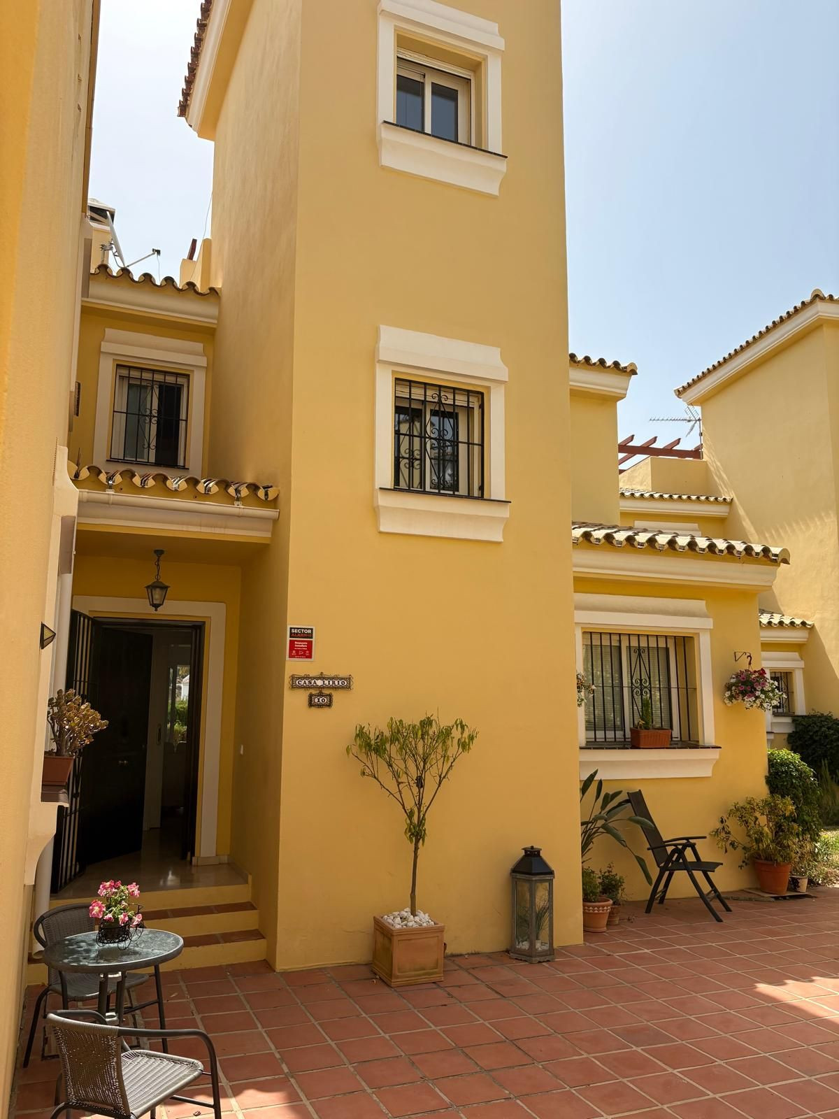 Se vende Pareada de 3 dormitorios en Costa Del Sol, Málaga, España