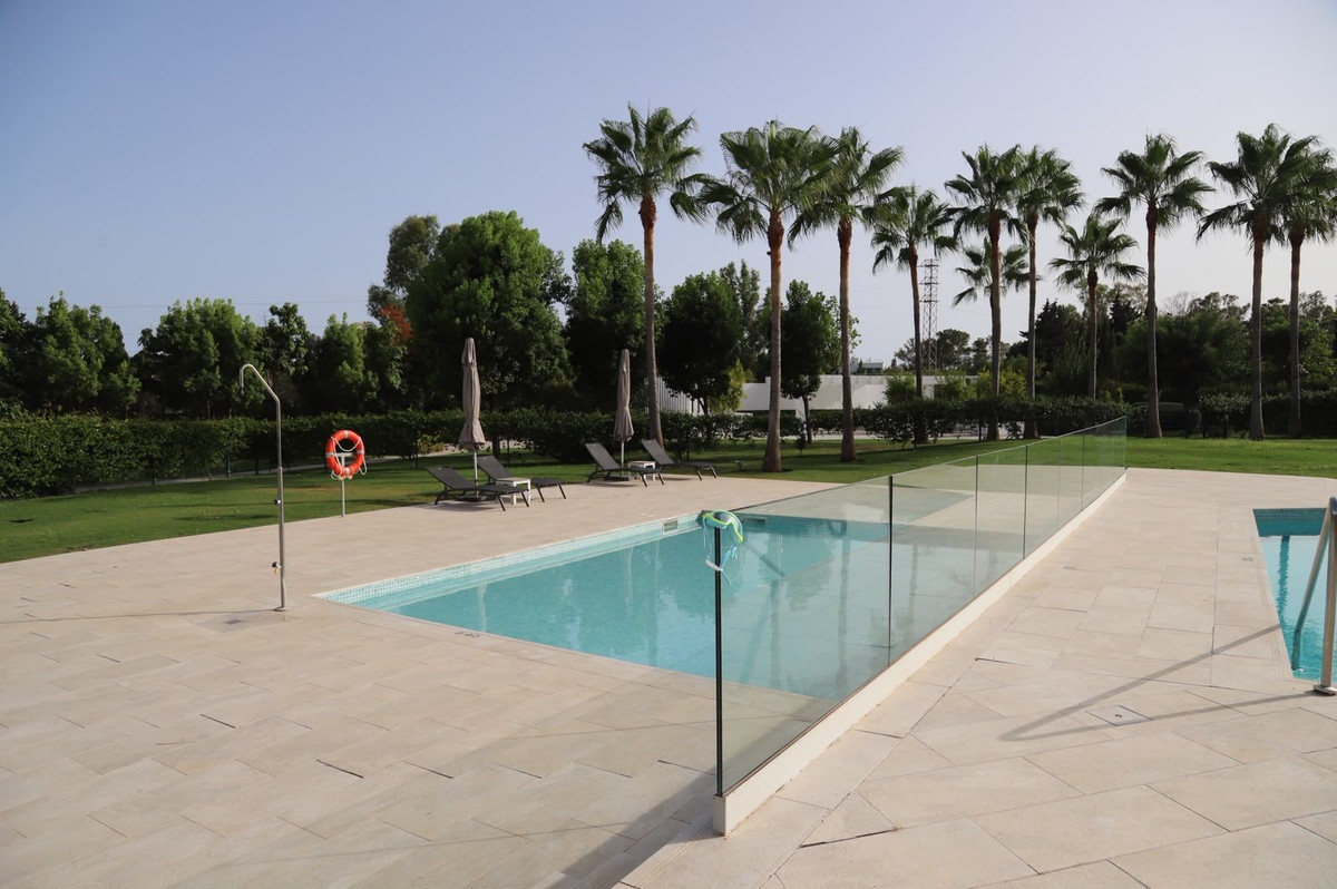 3 Bed Apartment for sale in Atalaya Costa Del Sol, Málaga, Spain