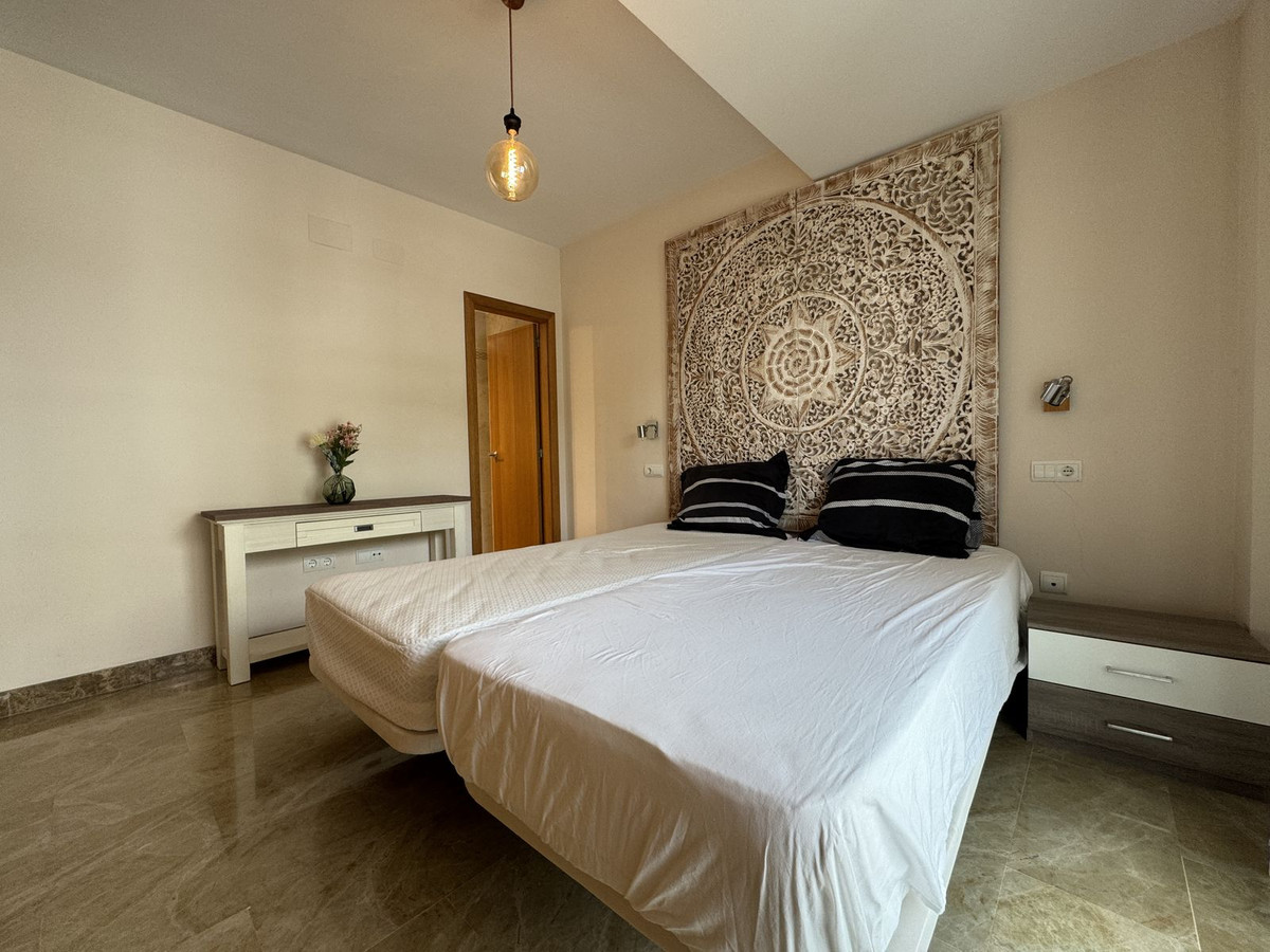 2 Bed Apartment for sale in Estepona Costa Del Sol, Málaga, Spain