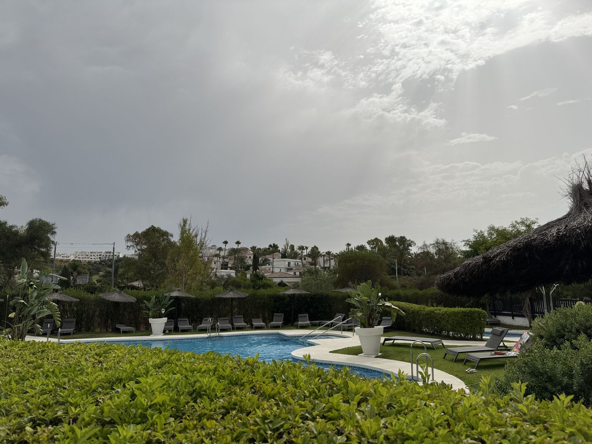 2 Bed Apartment for sale in Estepona Costa Del Sol, Málaga, Spain