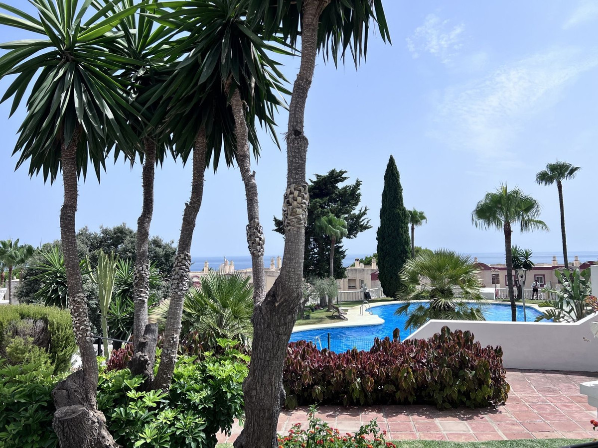 2 Bed Apartment for sale in Riviera Del Sol Costa Del Sol, Málaga, Spain