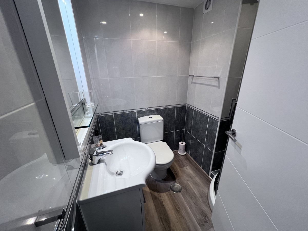 2 Bed Apartment for sale in Riviera Del Sol Costa Del Sol, Málaga, Spain