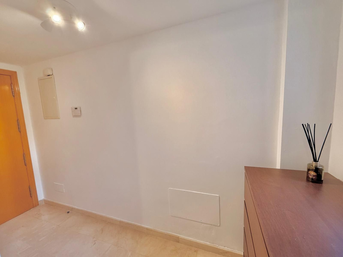 2 Bed Apartment for sale in Los Pacos Costa Del Sol, Málaga, Spain