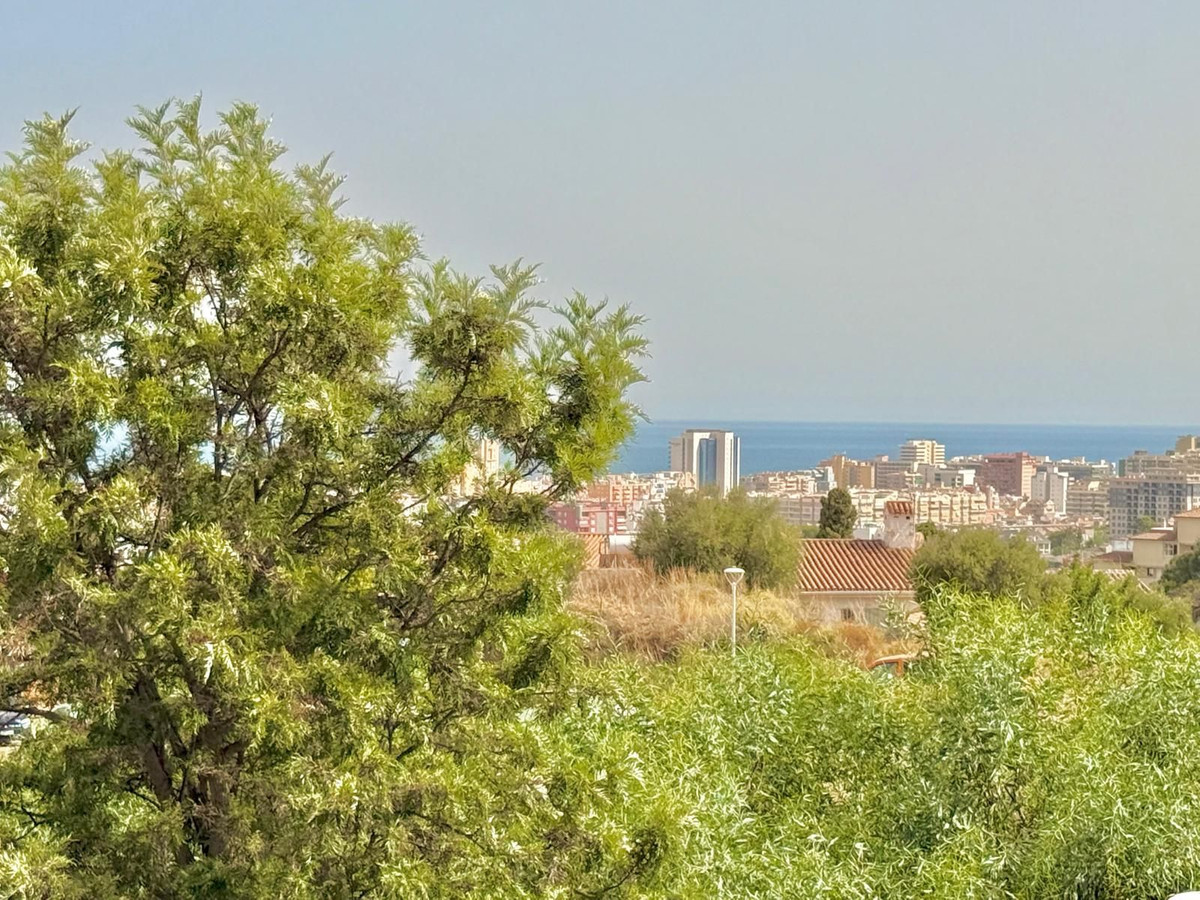 2 Bed Apartment for sale in Los Pacos Costa Del Sol, Málaga, Spain