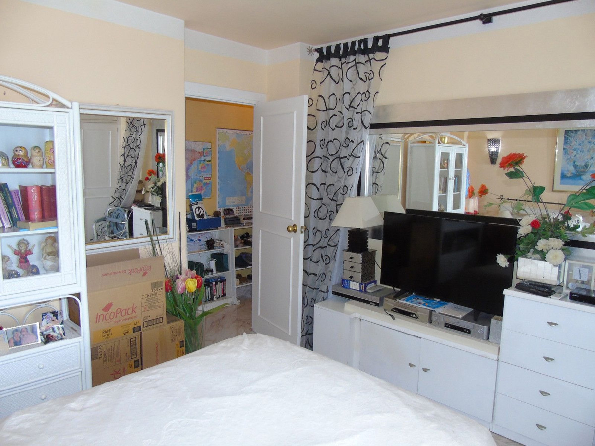 2 Bed Apartment for sale in Benalmadena Costa Del Sol, Málaga, Spain