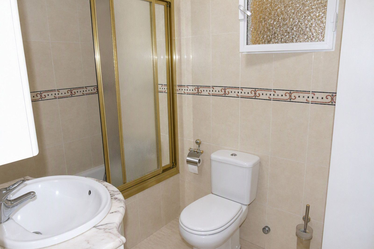 2 Bed Apartment for sale in Benalmadena Costa Del Sol, Málaga, Spain