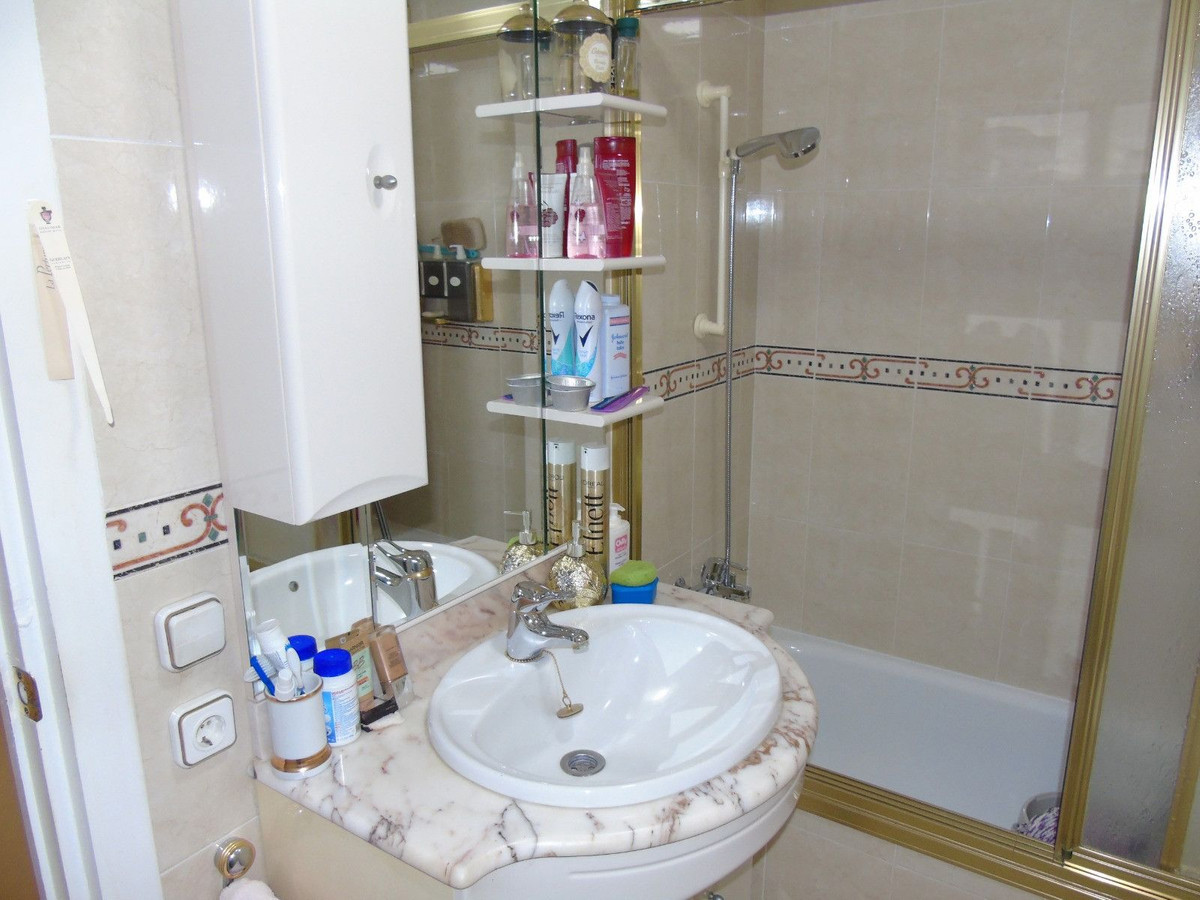 2 Bed Apartment for sale in Benalmadena Costa Del Sol, Málaga, Spain