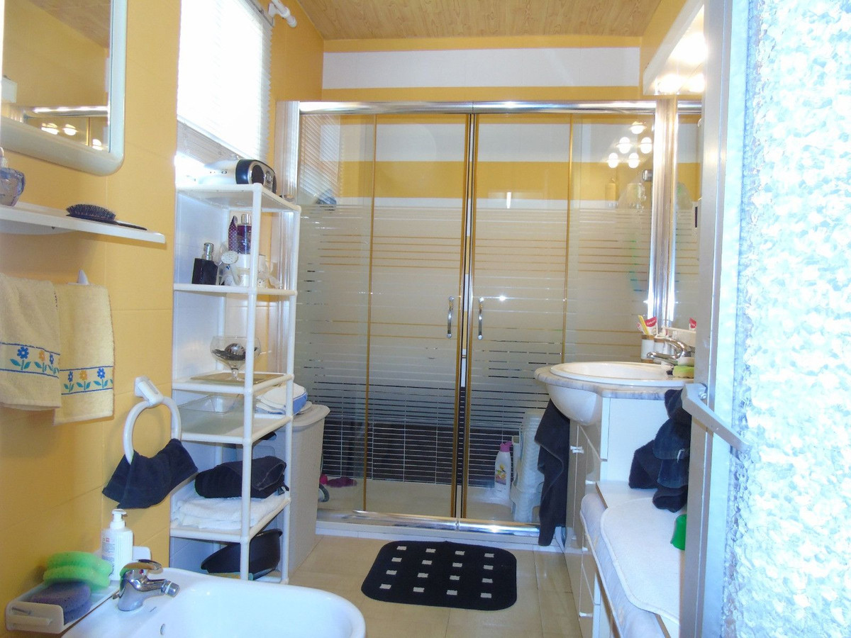 2 Bed Apartment for sale in Benalmadena Costa Del Sol, Málaga, Spain