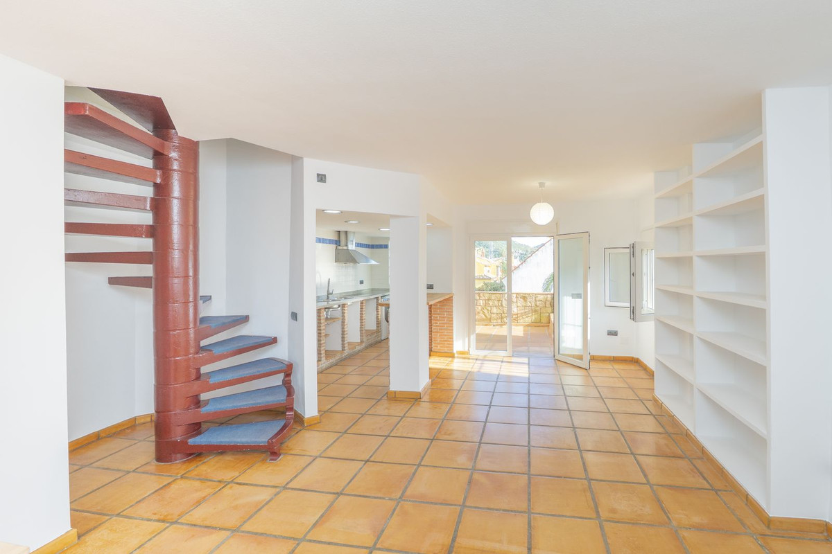 2 Bed Apartment for sale in Marbella Costa Del Sol, Málaga, Spain