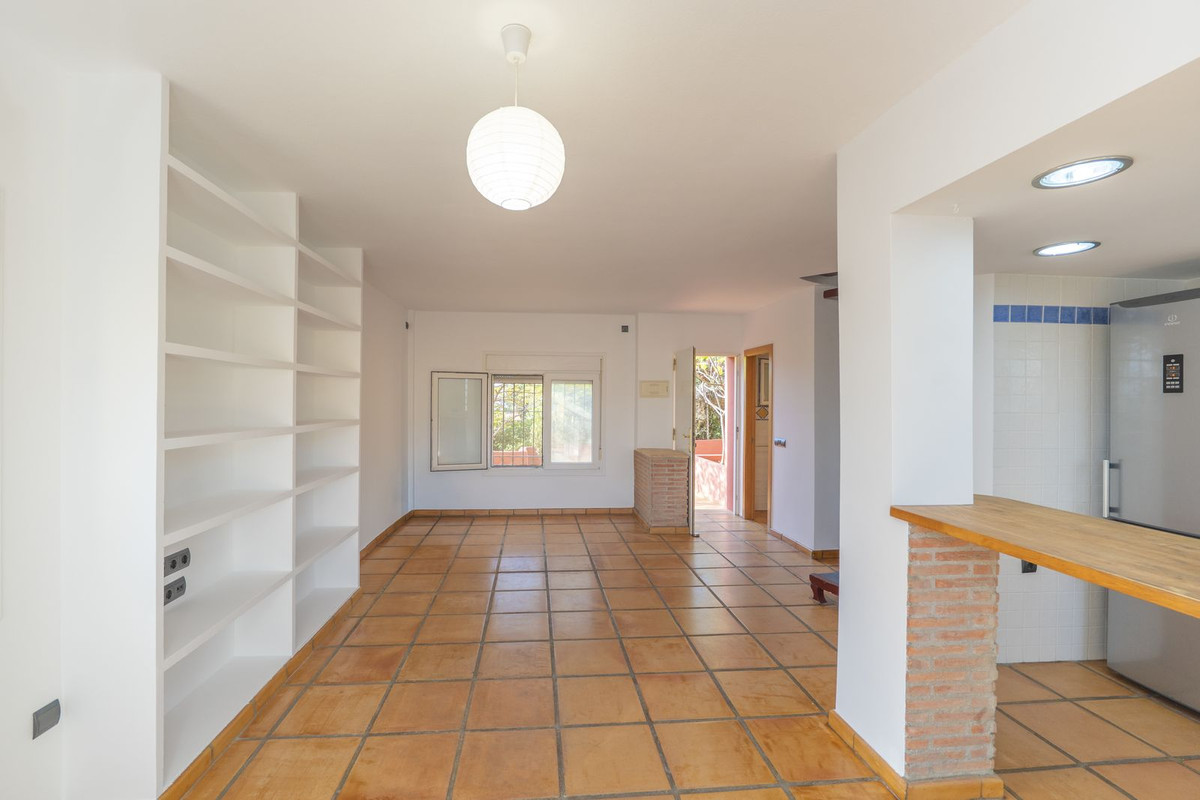2 Bed Apartment for sale in Marbella Costa Del Sol, Málaga, Spain