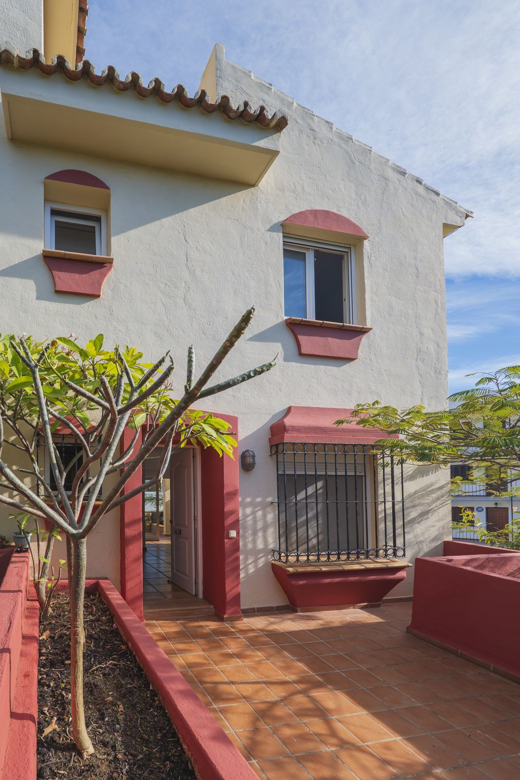 2 Bed Apartment for sale in Marbella Costa Del Sol, Málaga, Spain