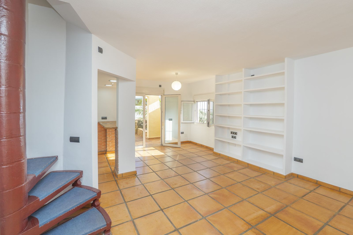 2 Bed Apartment for sale in Marbella Costa Del Sol, Málaga, Spain
