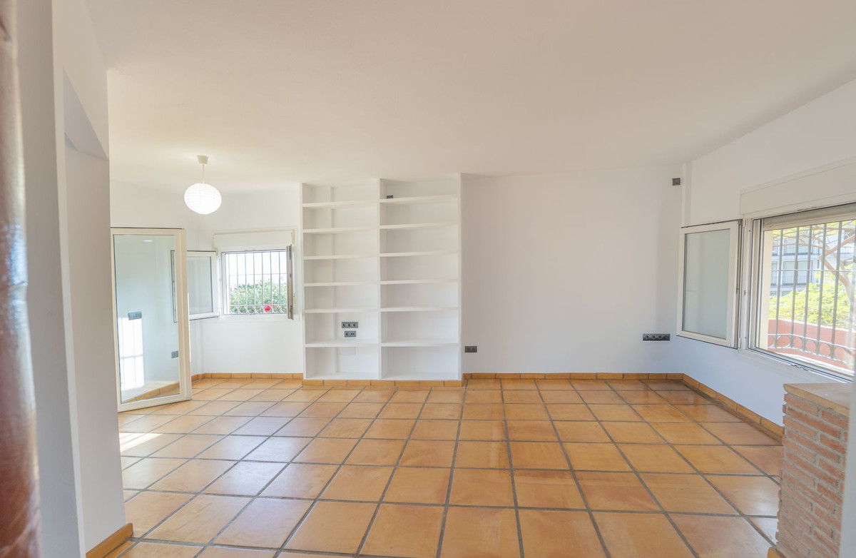 2 Bed Apartment for sale in Marbella Costa Del Sol, Málaga, Spain