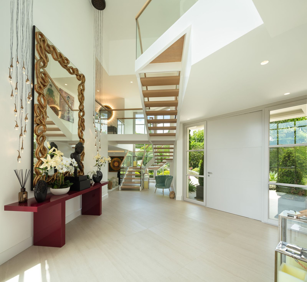 6 Bed Townhouse for sale in Aloha Costa Del Sol, Málaga, Spain