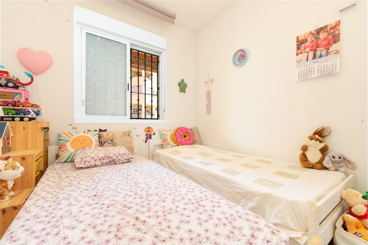 Se vende Apartamento en Planta Última de 2 dormitorios en Costa Del Sol, Málaga, España