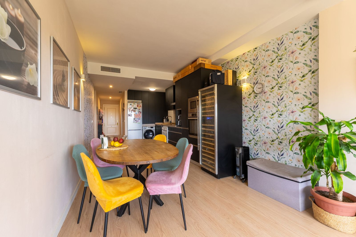 Se vende Apartamento en Planta Última de 2 dormitorios en Costa Del Sol, Málaga, España