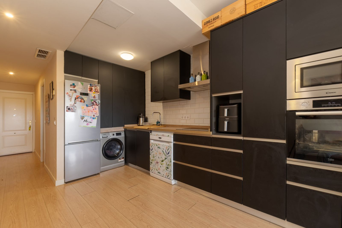 Se vende Apartamento en Planta Última de 2 dormitorios en Costa Del Sol, Málaga, España