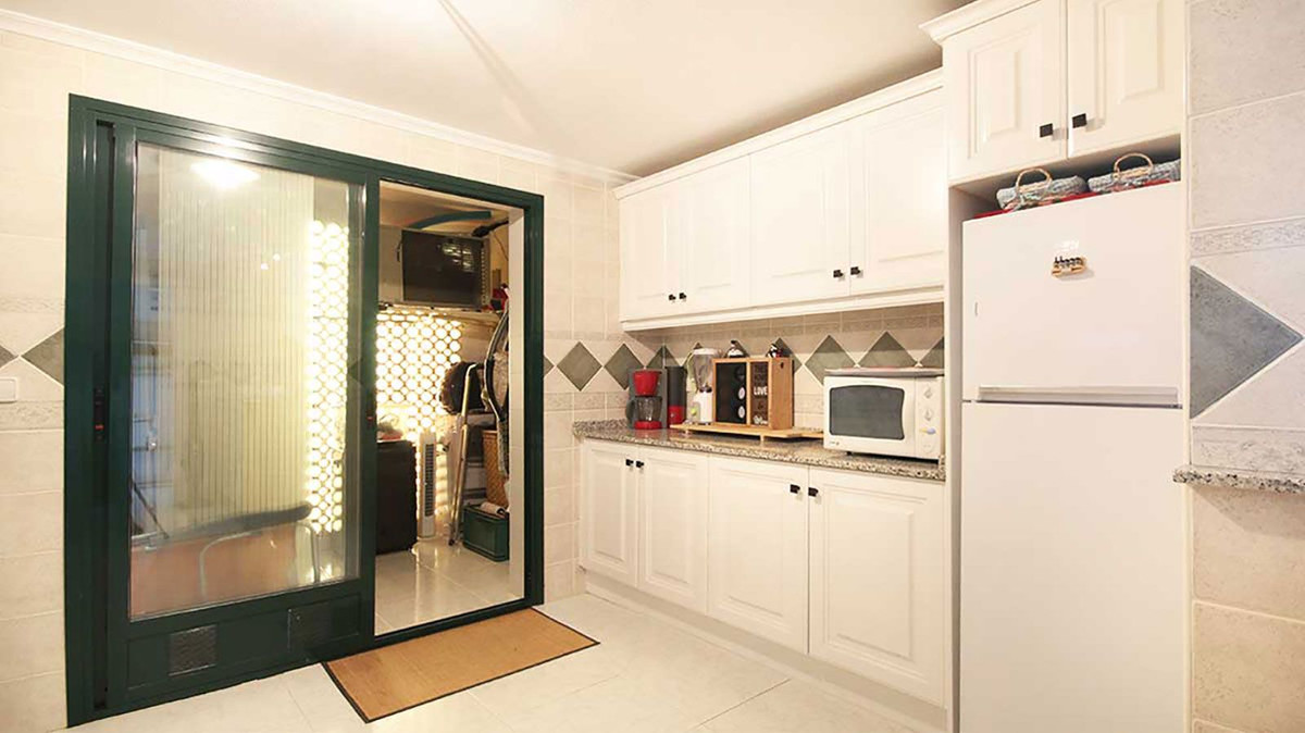 2 Bed Apartment for sale in Campoamor Golf Costa Blanca, Alicante, Spain