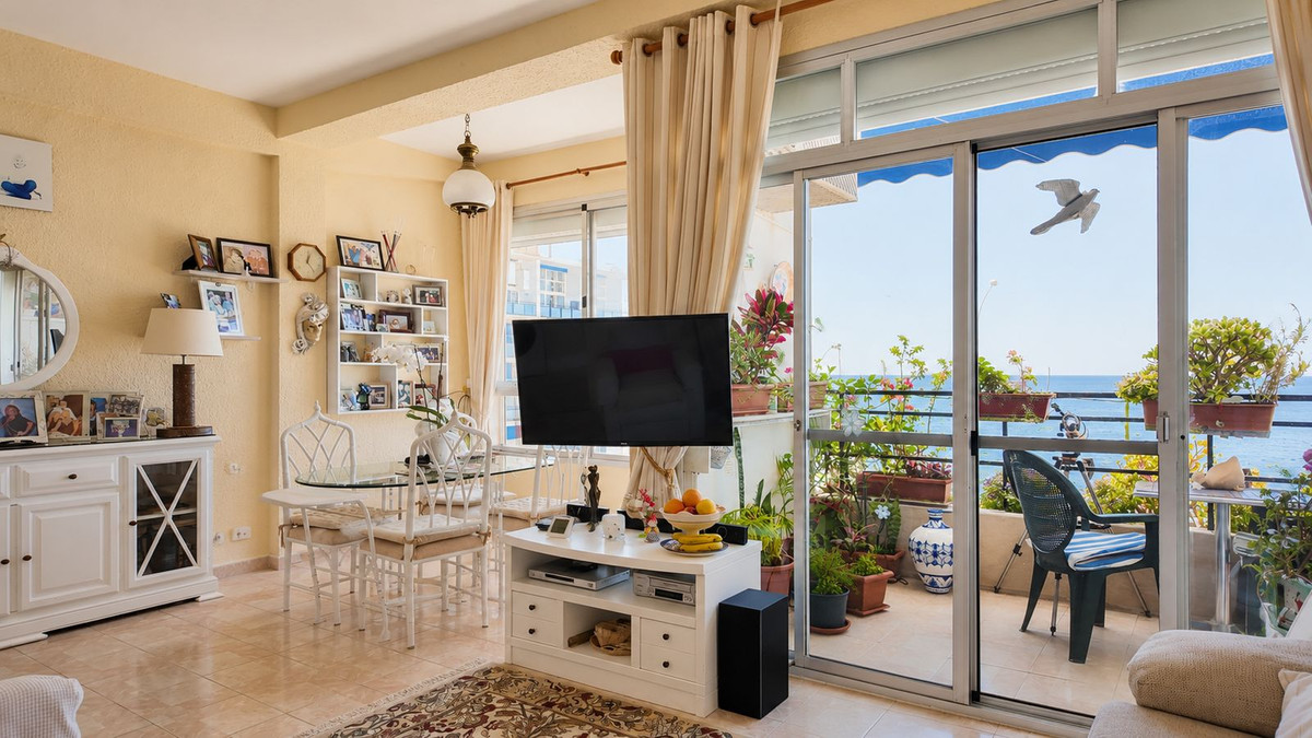 2 Bed Apartment for sale in Marbella Costa Del Sol, Málaga, Spain
