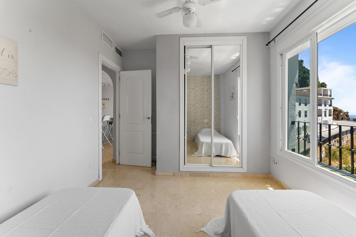 2 Bed Apartment for sale in Mijas Costa Del Sol, Málaga, Spain