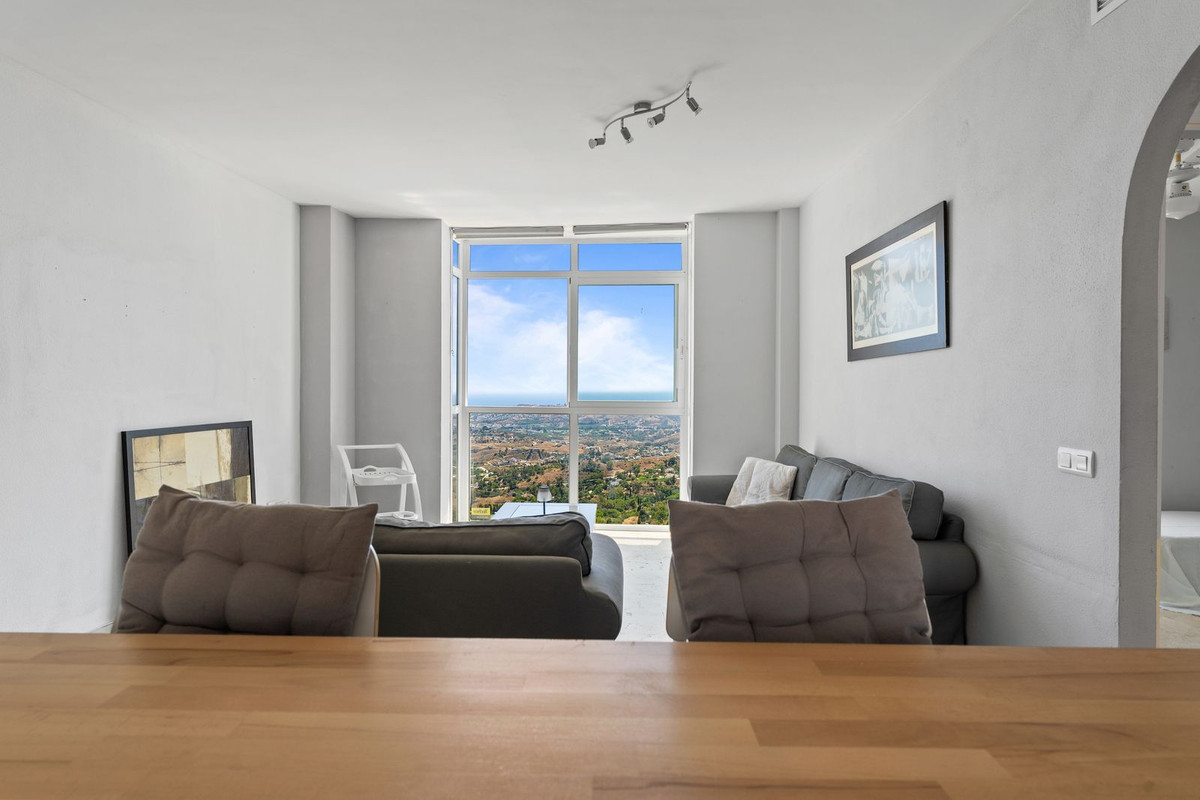 2 Bed Apartment for sale in Mijas Costa Del Sol, Málaga, Spain