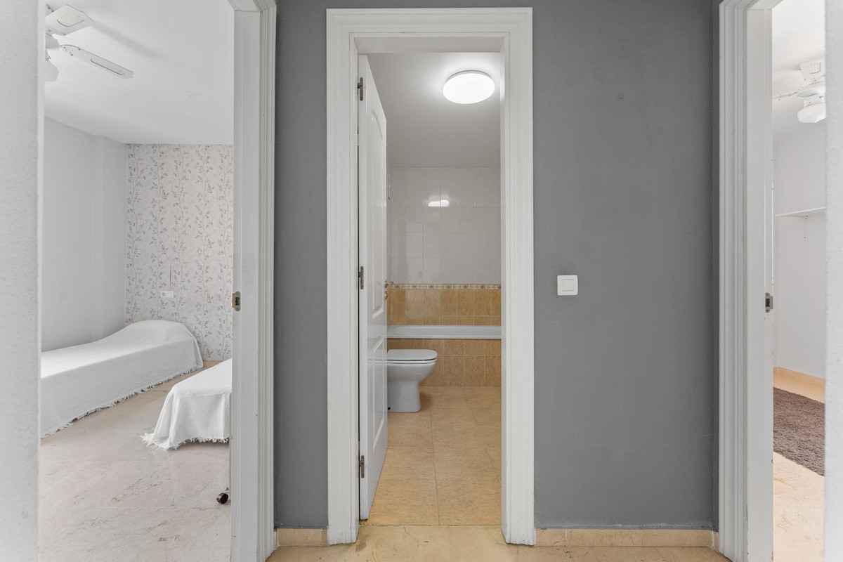 2 Bed Apartment for sale in Mijas Costa Del Sol, Málaga, Spain