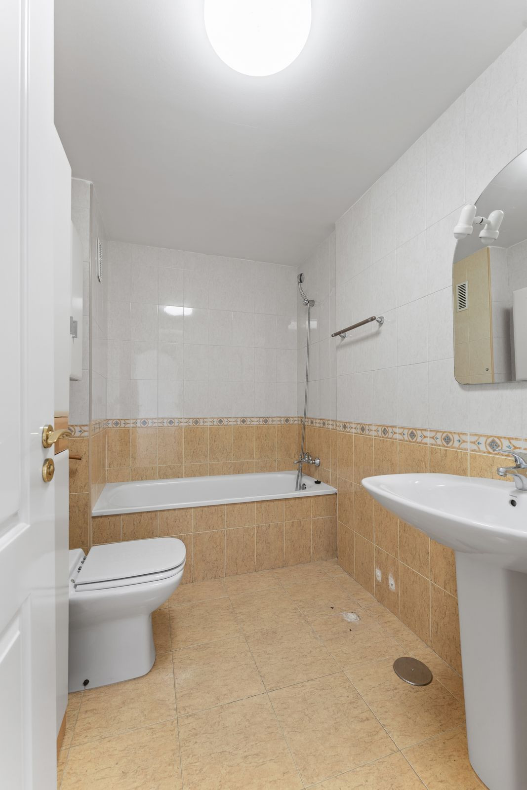 2 Bed Apartment for sale in Mijas Costa Del Sol, Málaga, Spain