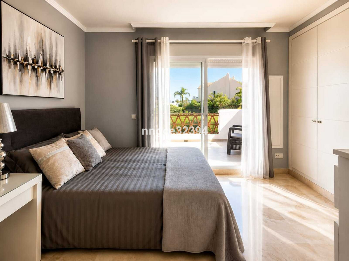4 Bed Townhouse for sale in New Golden Mile Costa Del Sol, Málaga, Spain