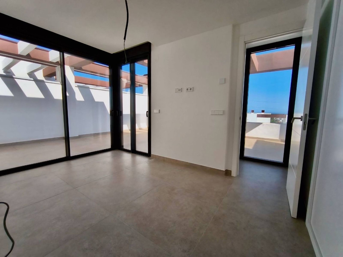4 Bed Apartment for sale in Bel Air Costa Del Sol, Málaga, Spain