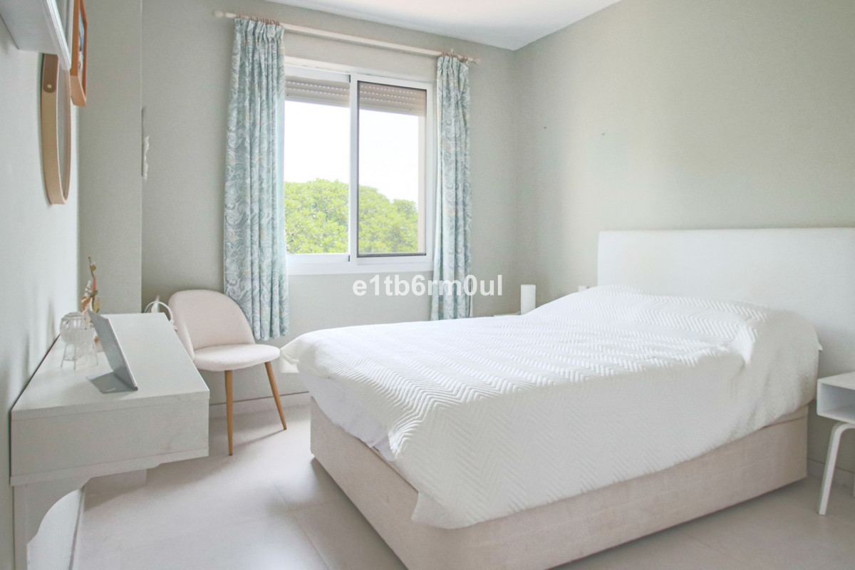3 Bed Apartment for sale in Nagüeles Costa Del Sol, Málaga, Spain