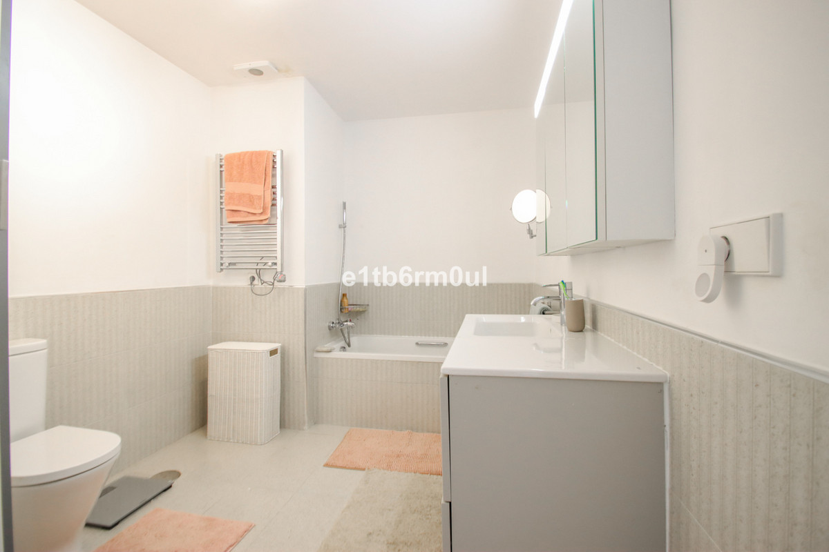 3 Bed Apartment for sale in Nagüeles Costa Del Sol, Málaga, Spain