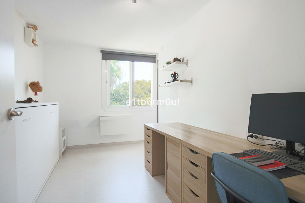 3 Bed Apartment for sale in Nagüeles Costa Del Sol, Málaga, Spain
