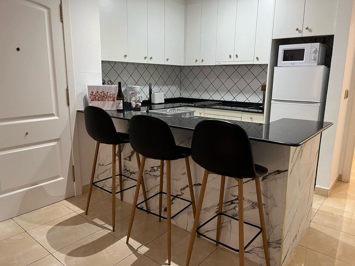 2 Bed Apartment for sale in Torrevieja Costa Blanca, Alicante, Spain