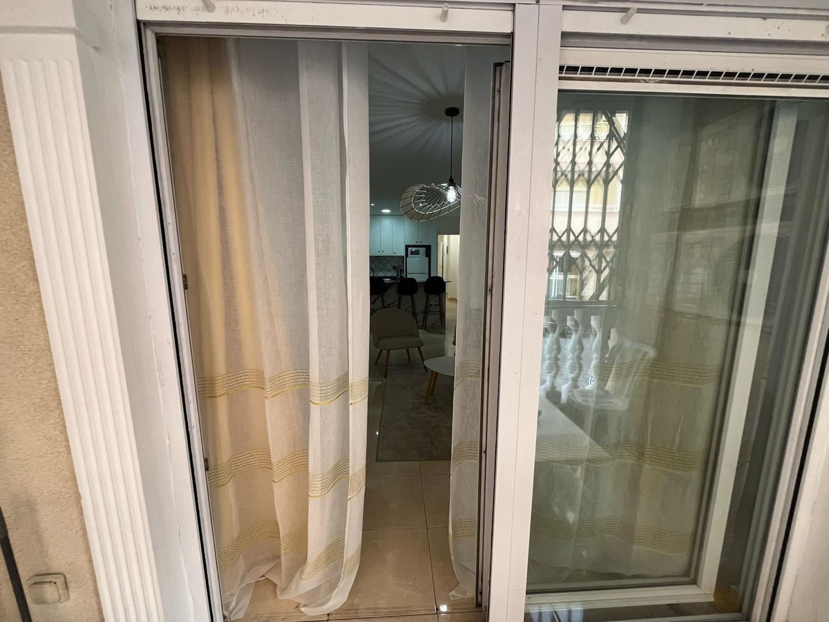 2 Bed Apartment for sale in Torrevieja Costa Blanca, Alicante, Spain