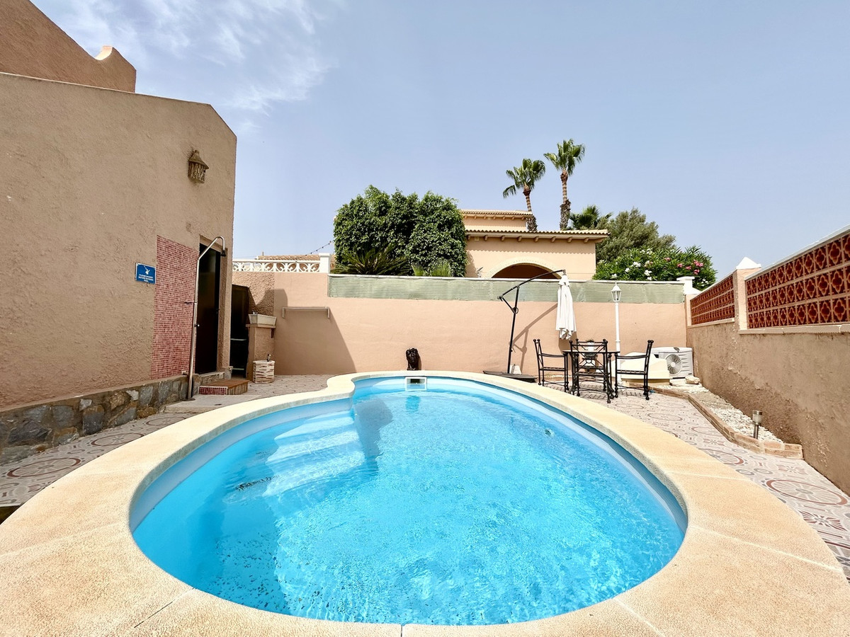 2 Bed Townhouse for sale in Villamartin Costa Blanca, Alicante, Spain