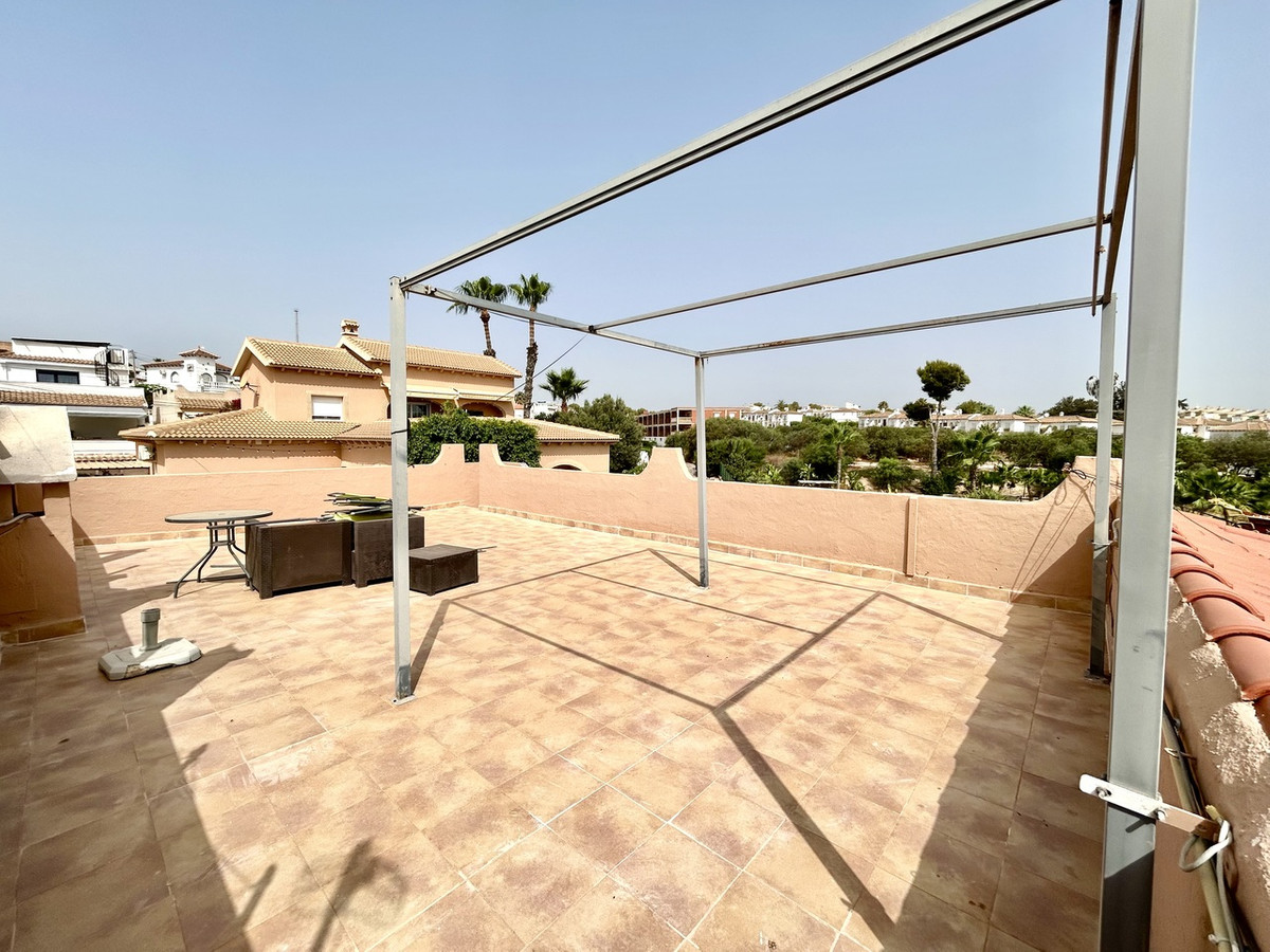 2 Bed Townhouse for sale in Villamartin Costa Blanca, Alicante, Spain